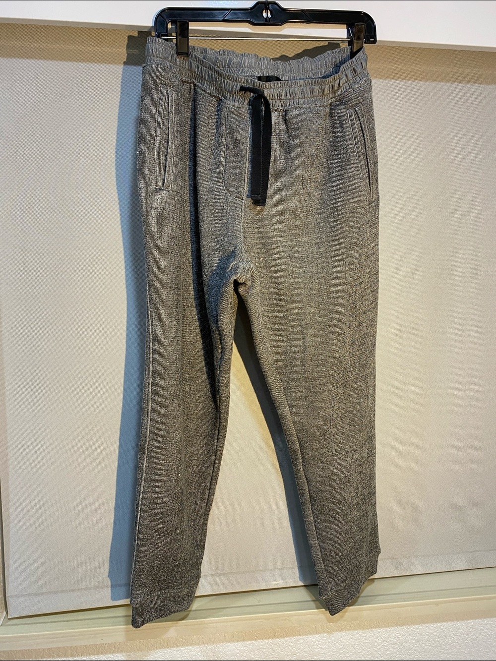ATM Anthony Thomas Melillo Gray Knit Drawstring Joggers with Black Drawcord